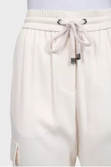 Beige sweatpants with pockets