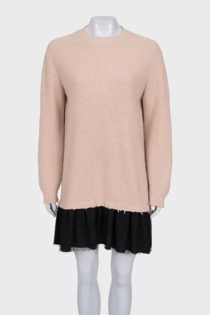 Pink knit dress with lace trim