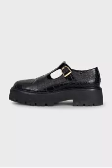 Black embossed leather shoes