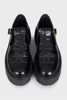 Black embossed leather shoes