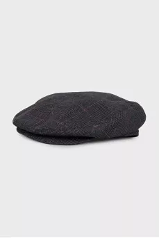 Men's beret with a plaid print