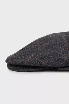 Men's beret with a plaid print