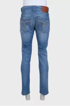 Men's blue jeans with embroidery on the pocket