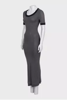 Bodycon dress with distressed collar