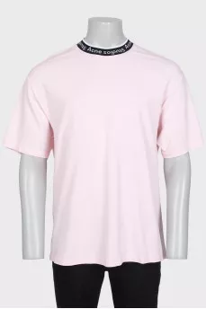 Men's T-shirt with logo on the collar