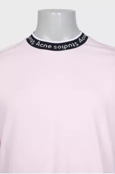 Men's T-shirt with logo on the collar