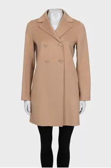 Straight-cut button-down coat
