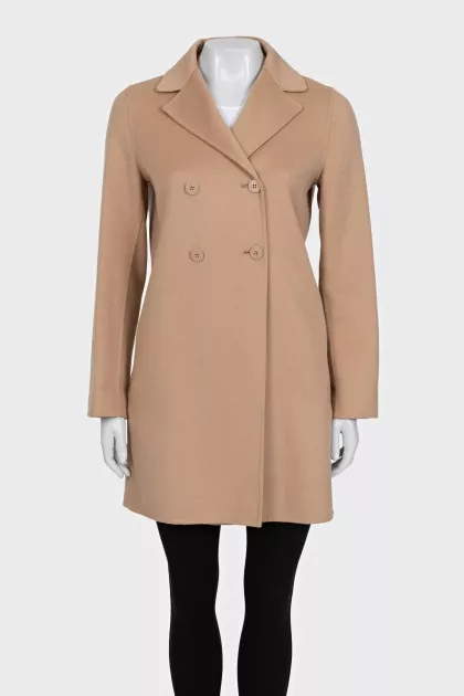 Straight-cut button-down coat