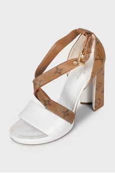 Leather sandals with canvas inserts