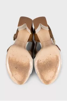 Leather sandals with canvas inserts