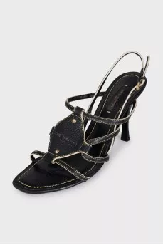 Leather sandals with embossed logo