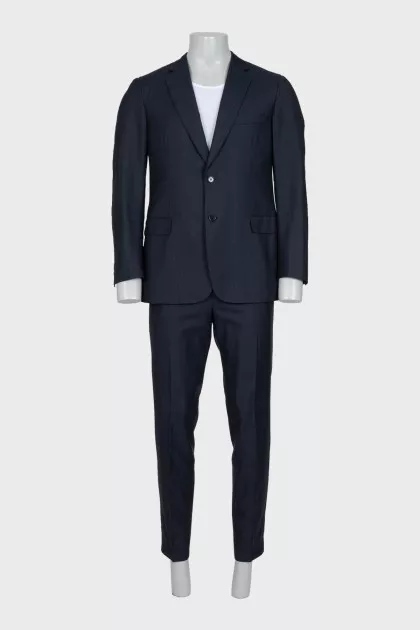 Men's straight-cut suit made of wool and silk