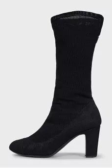 Mesh boots with heels