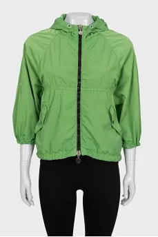 Green windbreaker with short sleeves