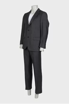 Men's dark gray suit with trousers