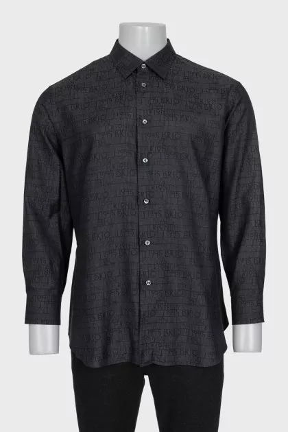 Men's shirt with a solid color print