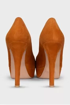 Orange suede heeled shoes
