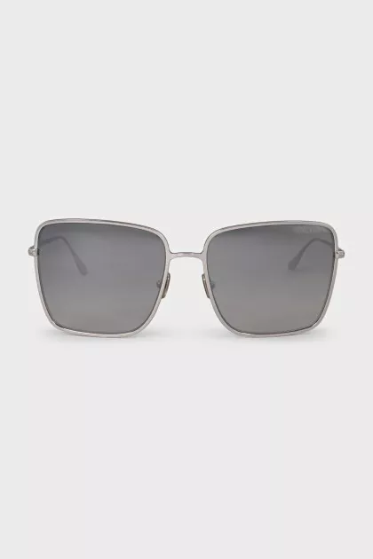 Square sunglasses with silver frames
