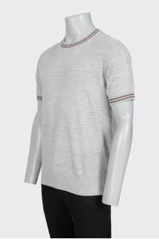 Men's T-shirt with contrasting stripes on the sleeves