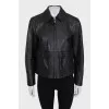 Leather jacket with buttoned pockets
