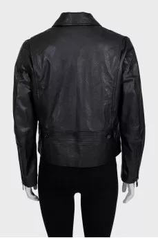 Leather jacket with buttoned pockets