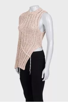 Brown one-sleeved jumper