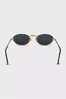 Oval sunglasses with full tint