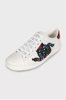 Leather sneakers with multi-colored heels