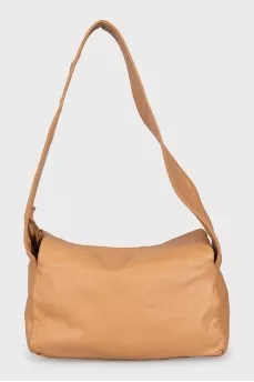 Leather shoulder bag with zipper