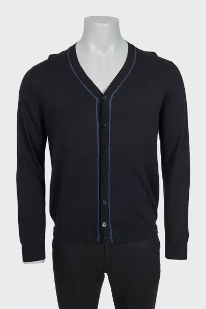 Men's jumper with buttons