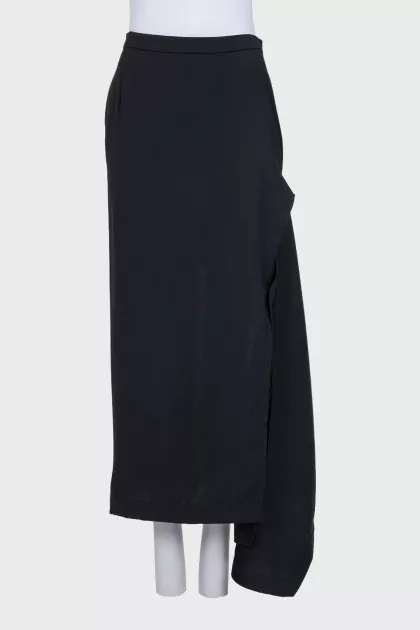 Asymmetrical wool skirt with a slit