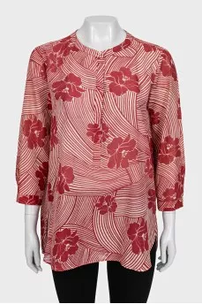 Red loose printed blouse