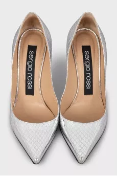 Туфли серебристого цвета в анималистический принт