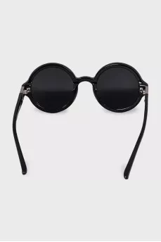Round sunglasses with black frames