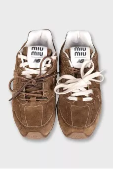 Коричневі кросівки 530 SL by Miu Miu x New Balance