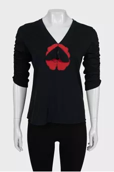 Black T-shirt with 3/4 sleeves