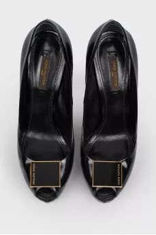High -heeled shoes with open toe