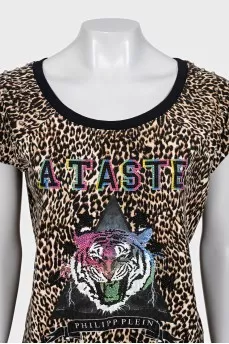 Loose animal print t-shirt