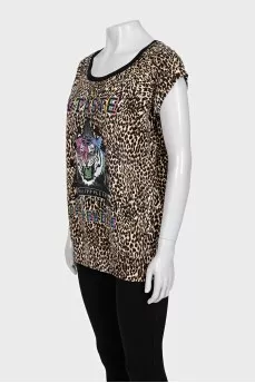 Loose animal print t-shirt