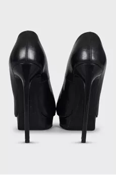Black leather shoes with studs