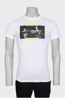 Men's T-shirt with black and white print