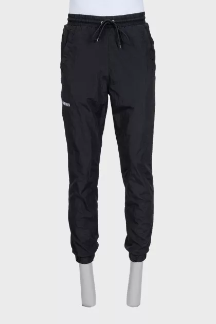 Men's black tapered fit sweatpants