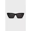 Solid color cat eye sunglasses