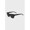 Solid color cat eye sunglasses