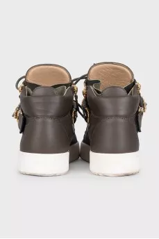 Men's brown leather boots
