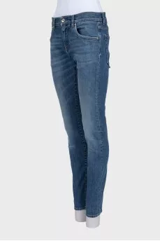 Синие skinny джинсы с лого на кармане