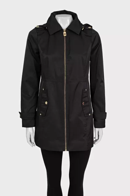 Demi-season straight-cut jacket with a zipper
