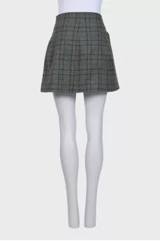 Green high-waisted skirt