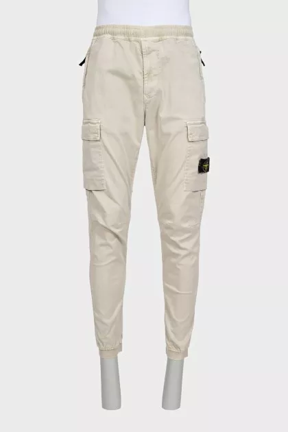 Men's tapered trousers with a branded patch