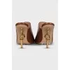 Knot mules
